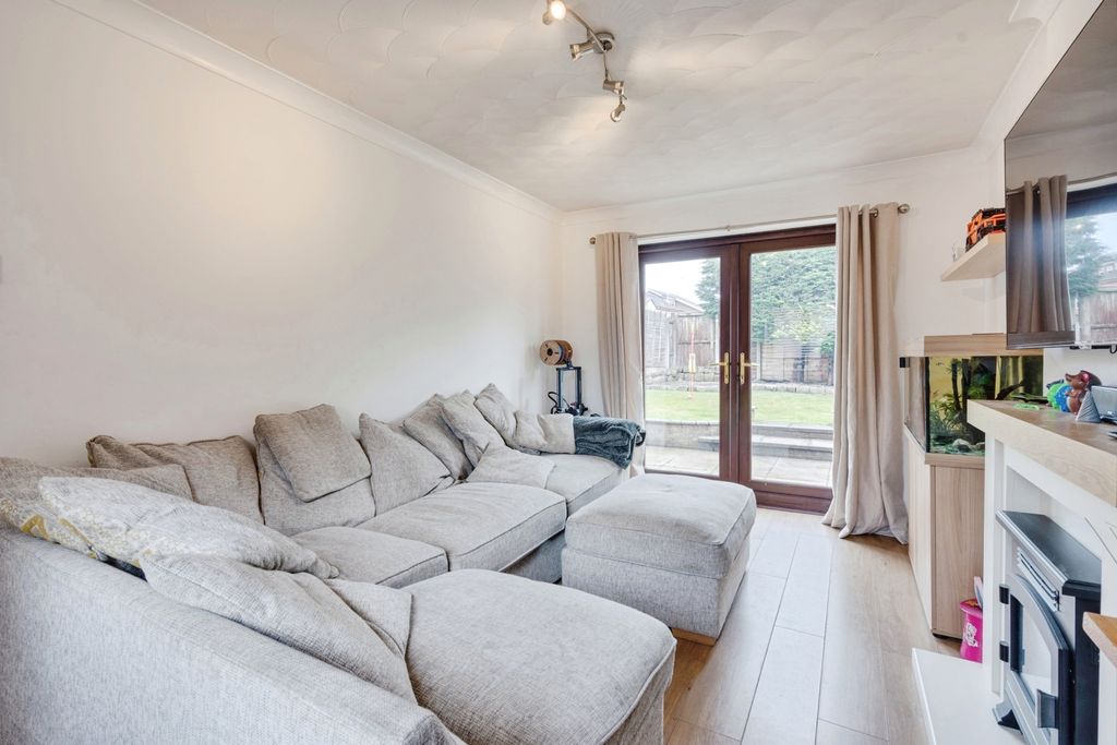 Property photo 2 of 17 Pbox-Img.Jpg