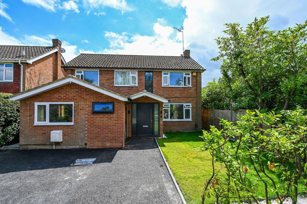 Property photo 1 of 37