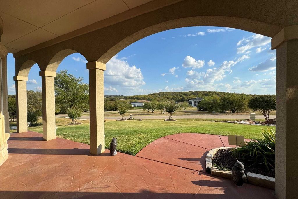 Property photo 2 of 31 <Alttext/>