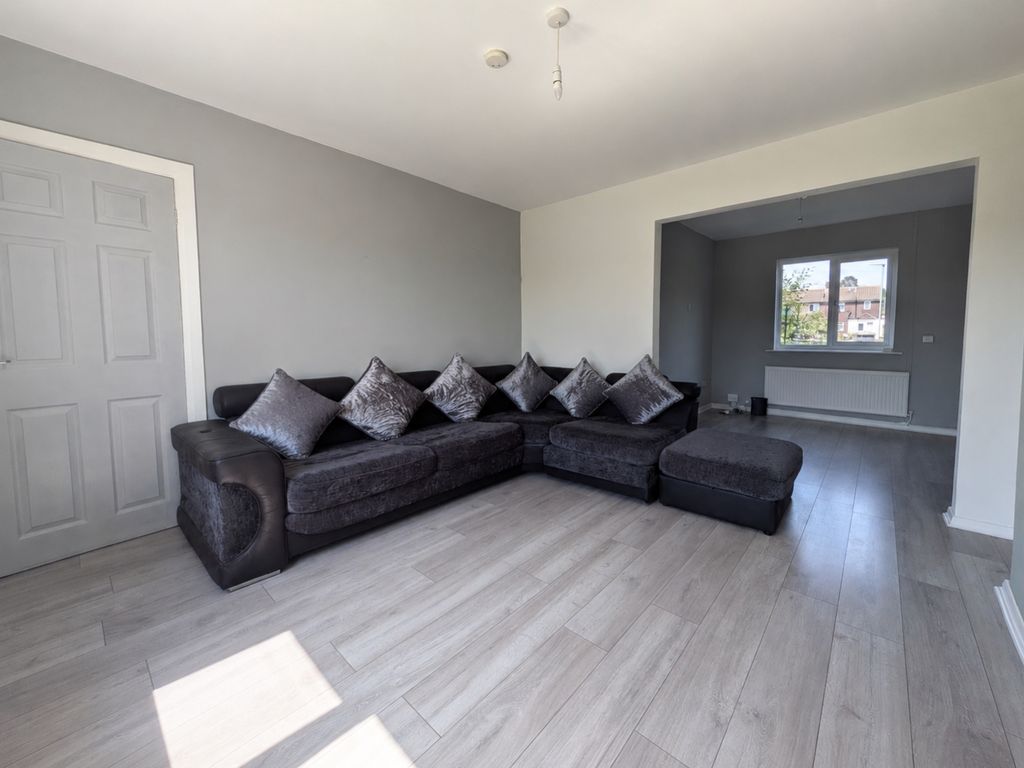 Property photo 2 of 13 Sofa