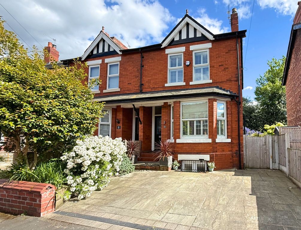 Property photo 1 of 28