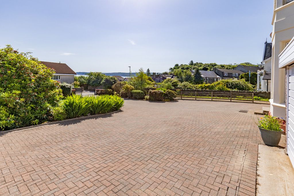 Additional image 16 of 3 bed flat for saleEccles Road, Argyll & Bute PA23