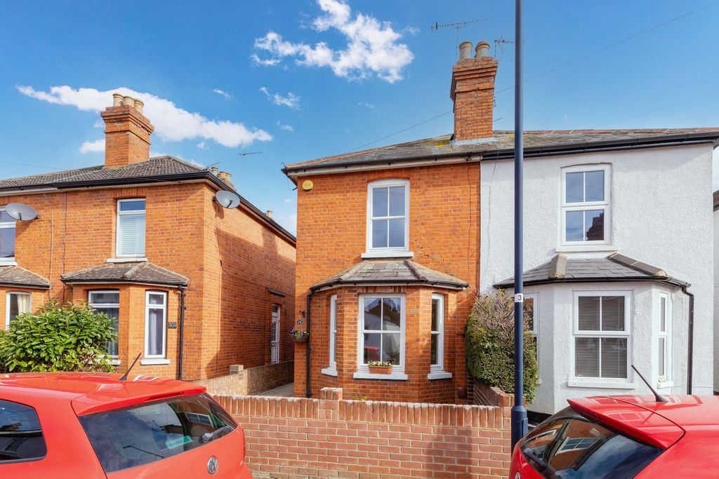 Property photo 1 of 12