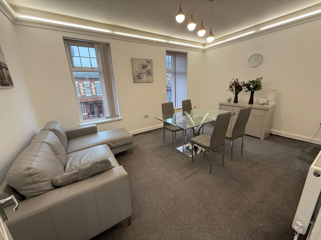 Property photo 1 of 14 2