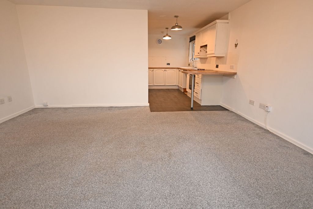 Additional image 12 of 2 bed flat for sale132 Fairhaven, Kirn, Dunoon, Argyll And Bute PA23