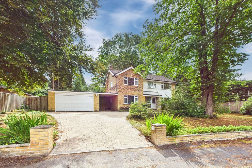 Property photo 1 of 17 Picture No. 23