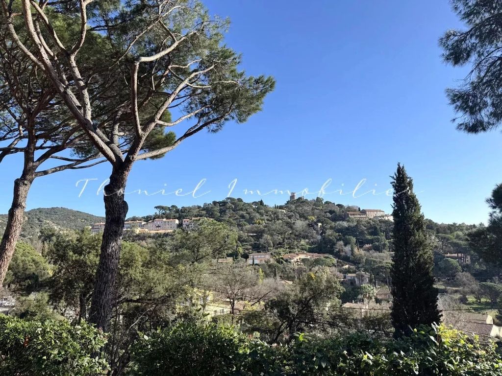 Property photo 1 of 10 310 m² Property For Sale Near The Village Of Grimaud