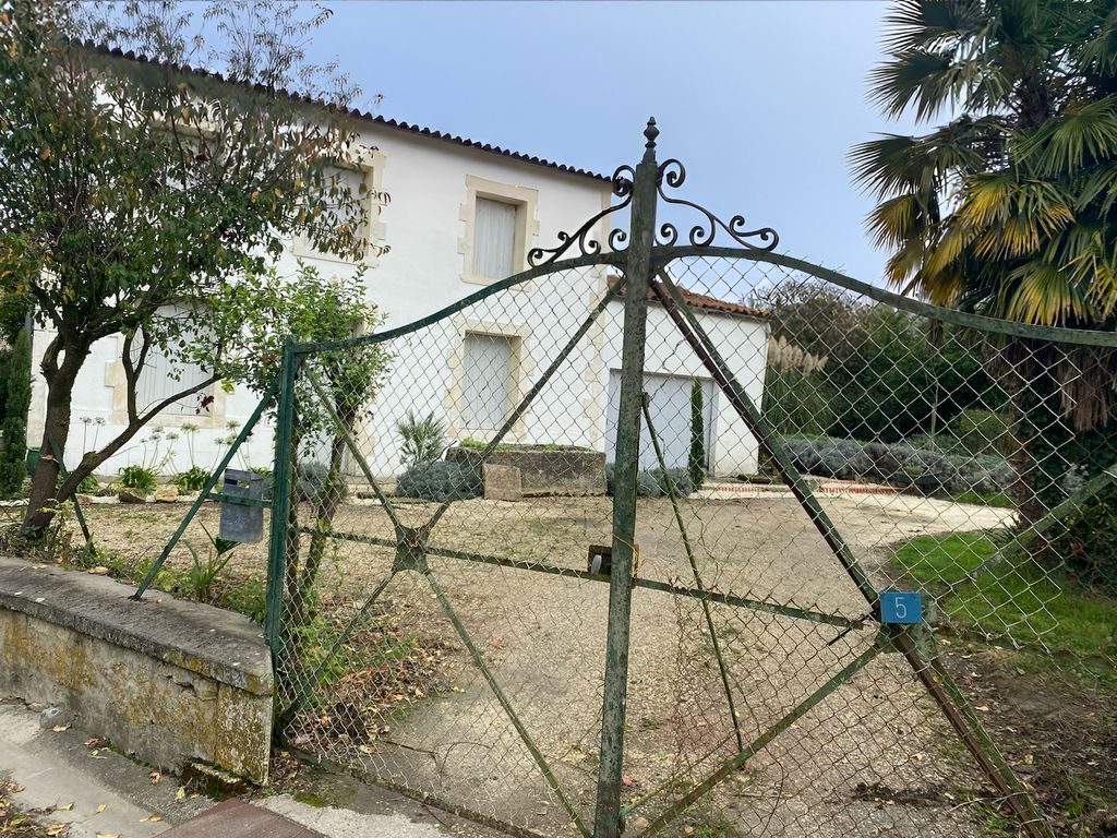 Property photo 2 of 28 Front Of House