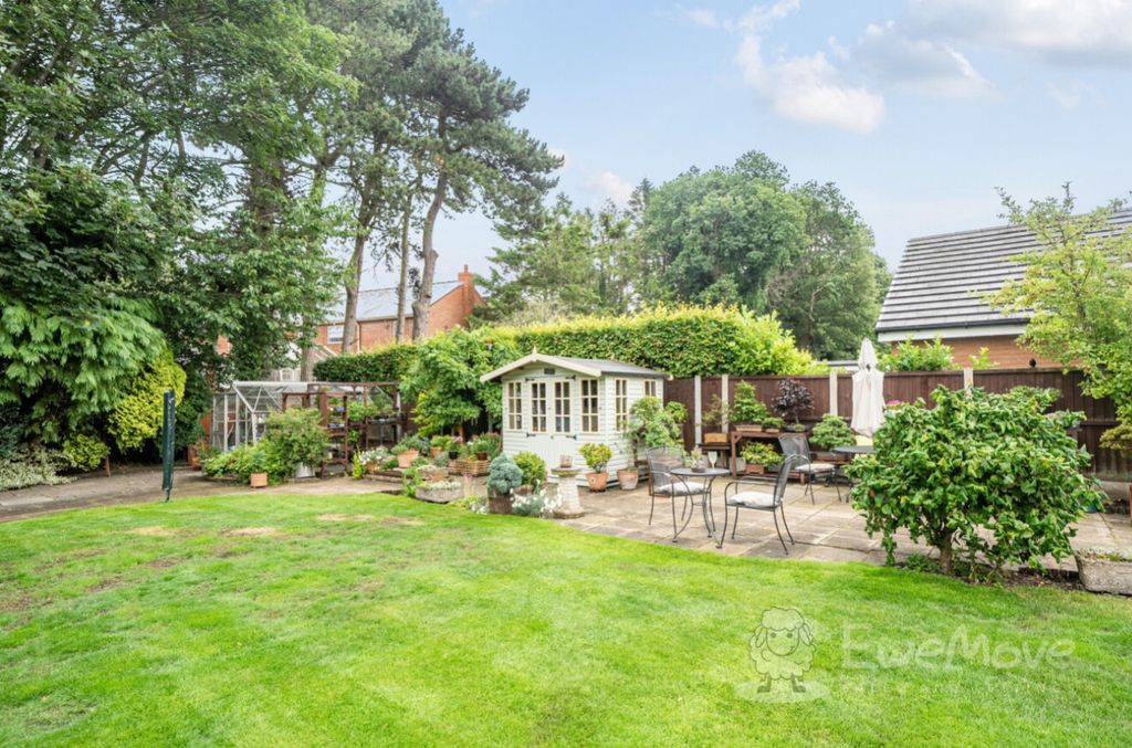 Property photo 2 of 12 22