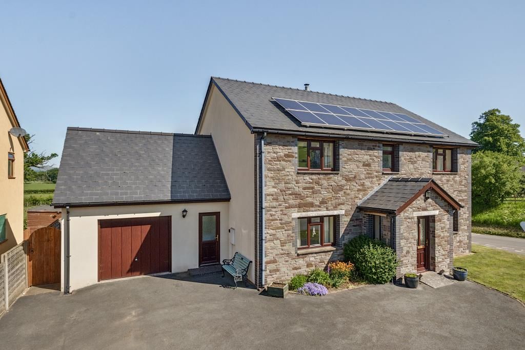 Property photo 1 of 27 External View