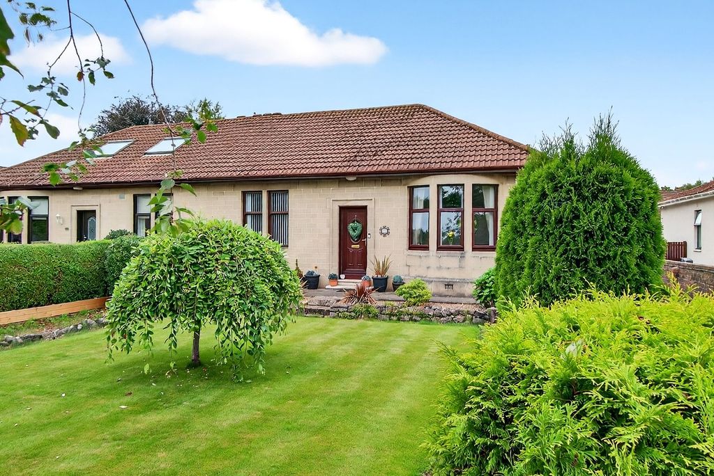 Property photo 1 of 30