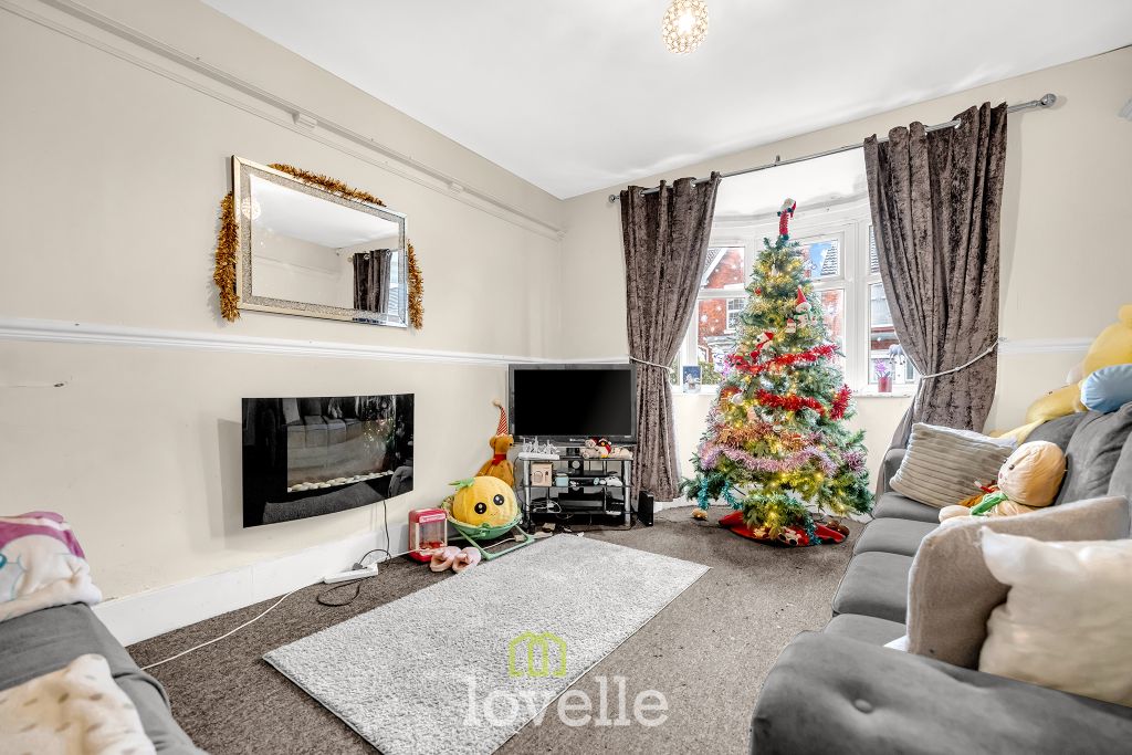 Property photo 2 of 22