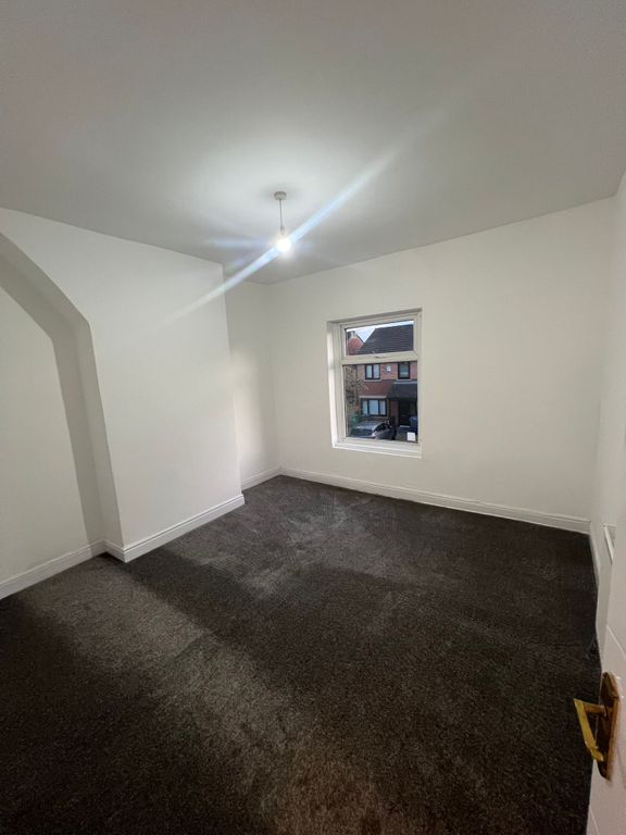 Property photo 2 of 4