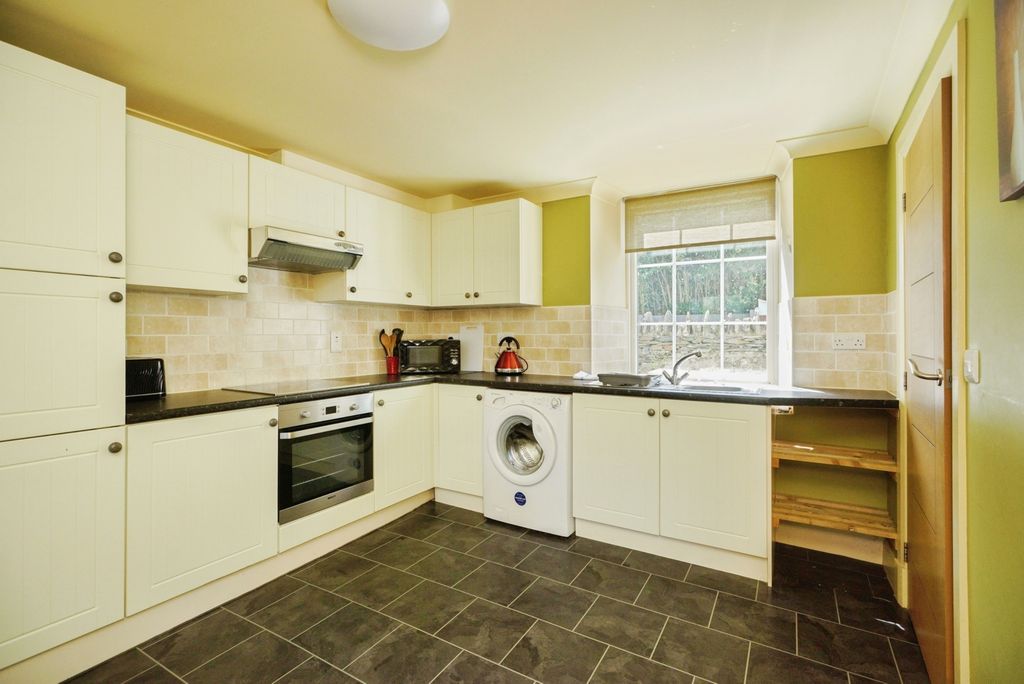 Property photo 3 of 17 Pbox-Img.Jpg