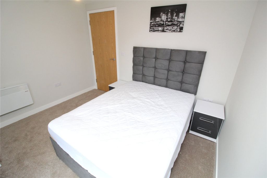 Property photo 2 of 16 Picture No. 01