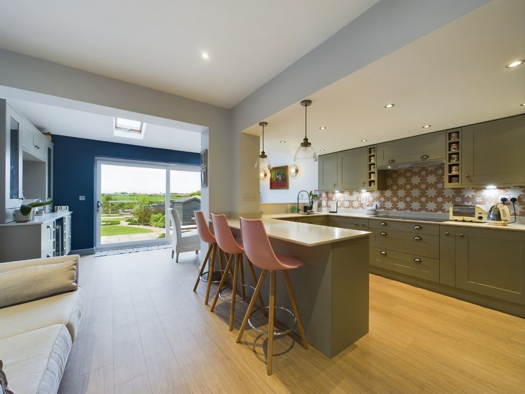 Property photo 2 of 21 Media Image 01