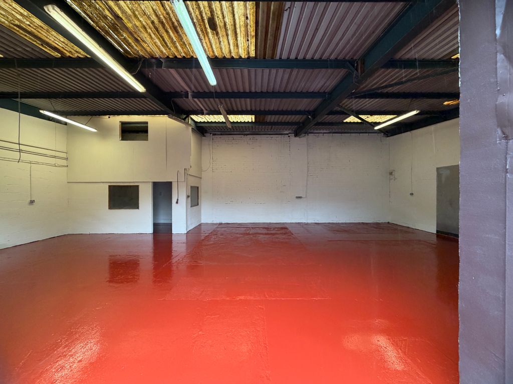 Property photo 1 of 4
