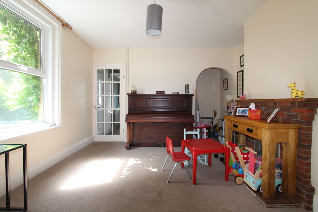 Property photo 3 of 15