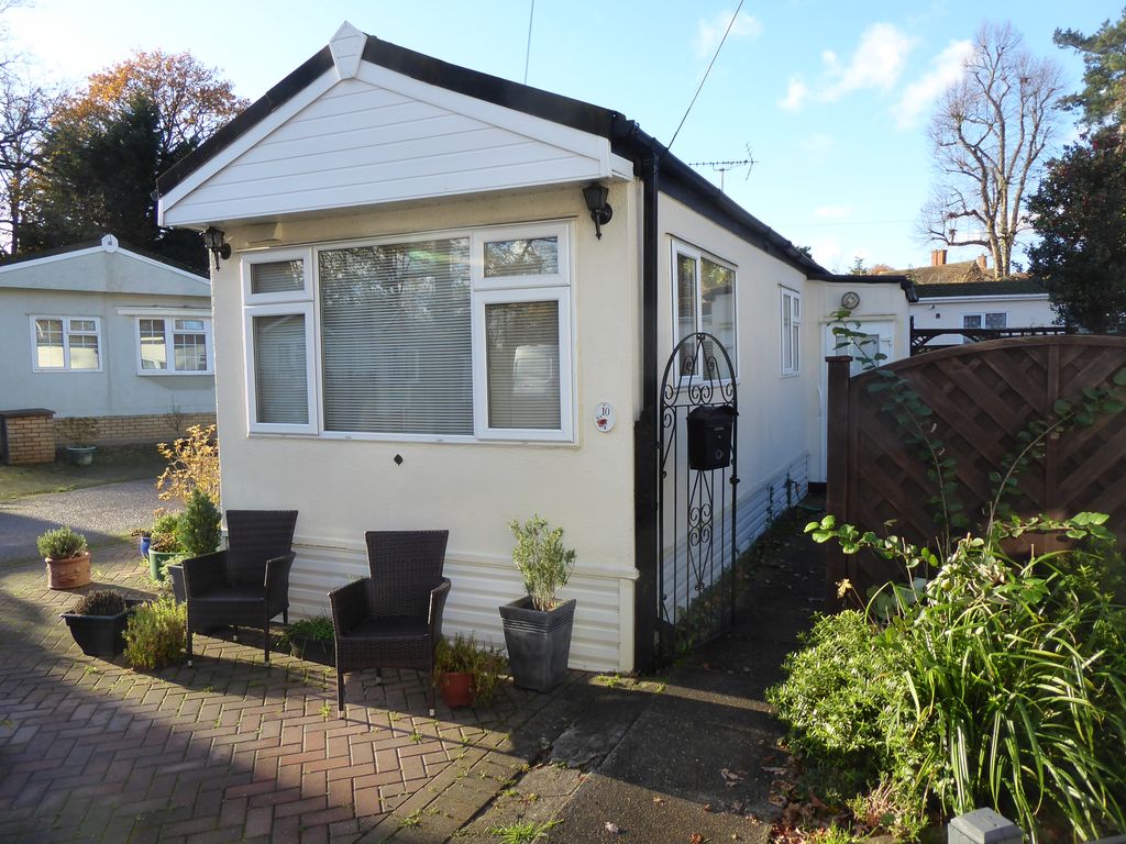 Property photo 1 of 9