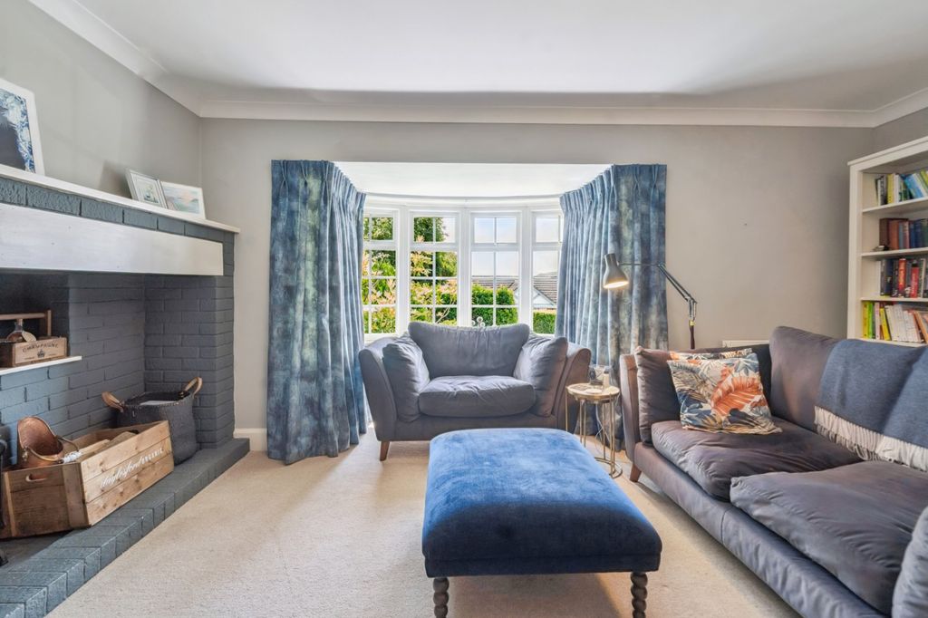 Property photo 3 of 22 Picture No. 21