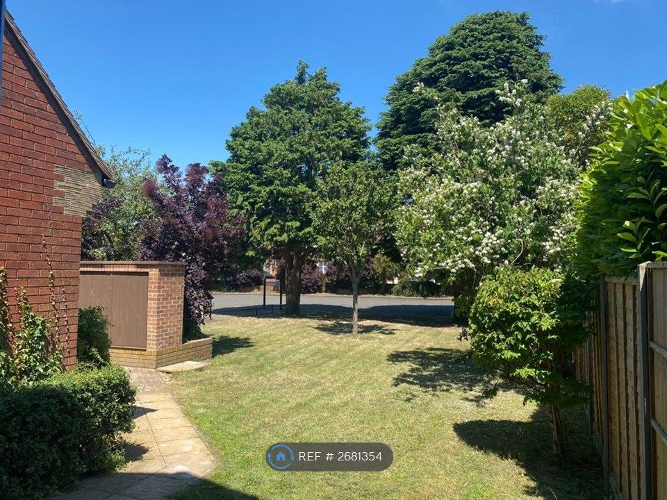 Property photo 1 of 5