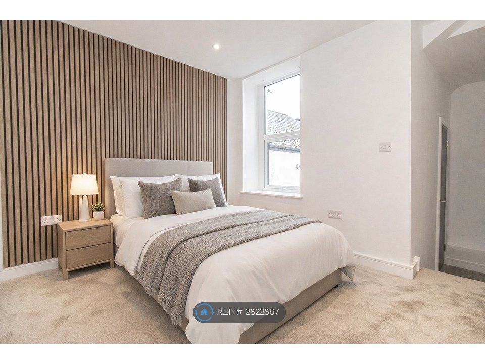 Property photo 3 of 5 Bedroom 2