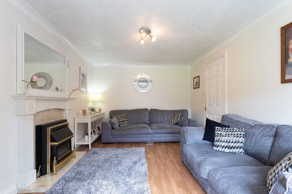 Property photo 3 of 22