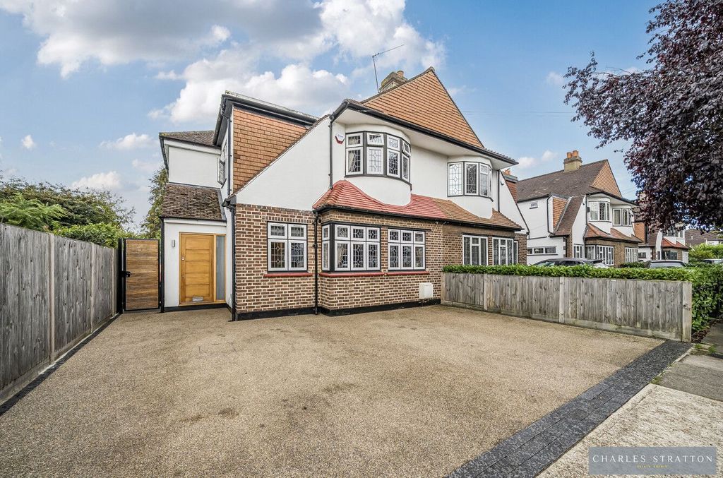 Property photo 1 of 22
