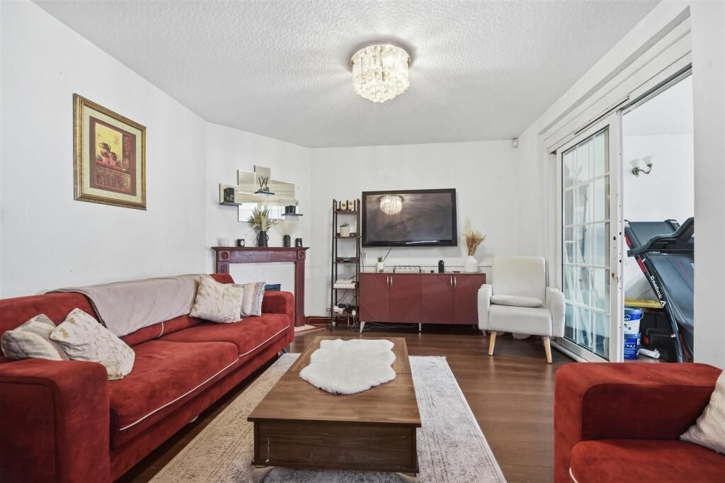 Property photo 2 of 14 Ac03A8d5Caf83d99ba6545Ebec6Bb79d.Jpeg