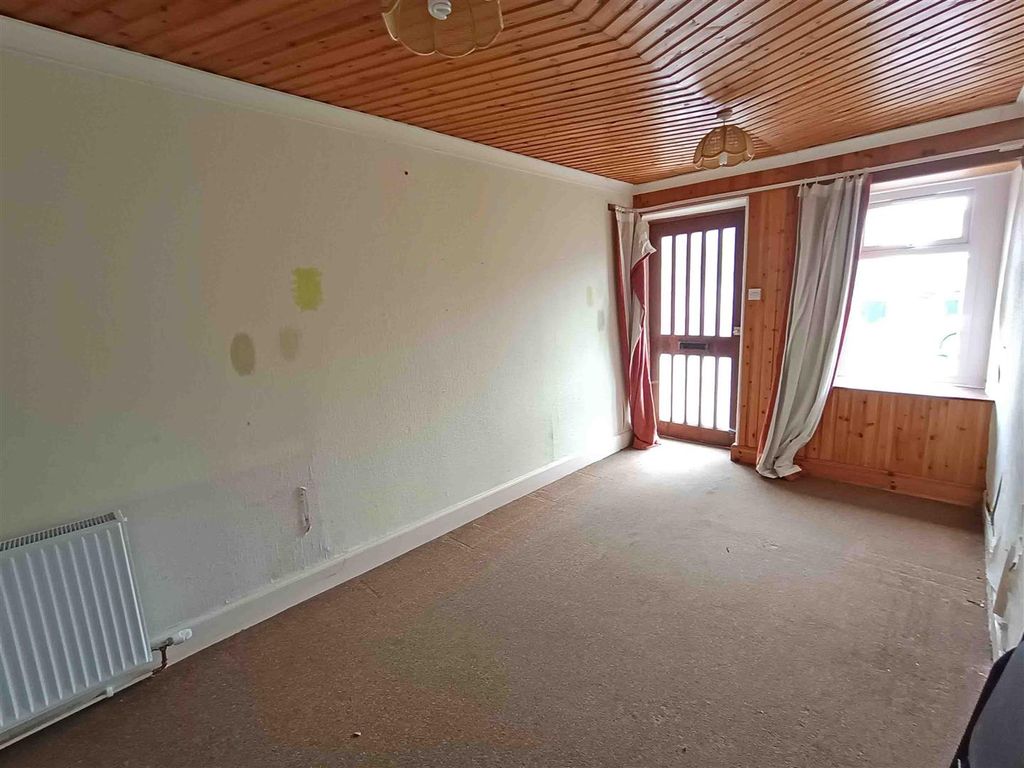 Property photo 3 of 19 Cottage Accom - Hall Room