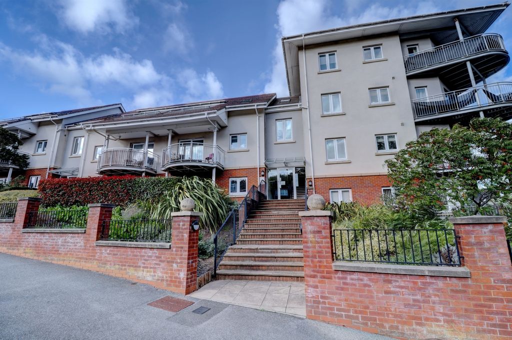 Property photo 1 of 10 Picture No. 02