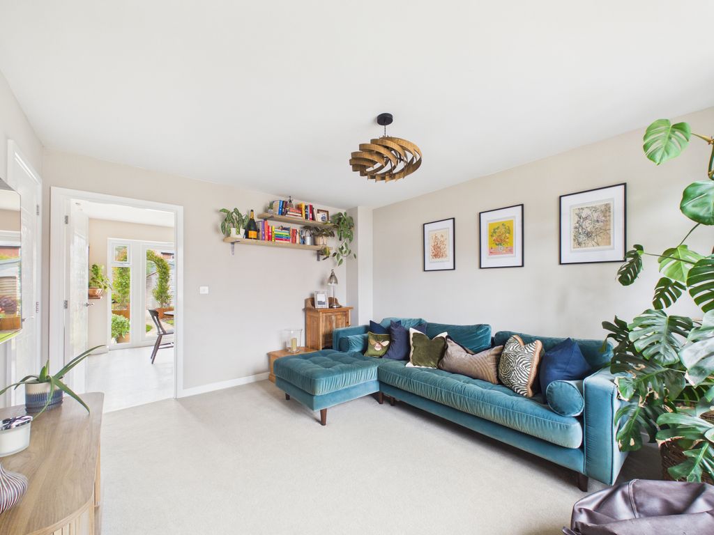 Property photo 2 of 19 Reception 1