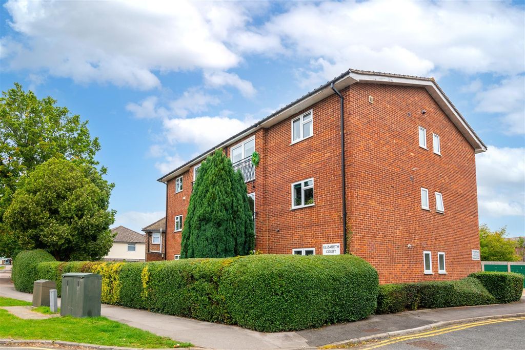 Property photo 1 of 9 -O7_E6_Pde2Hg7Bsz3U2Dg.Jpg