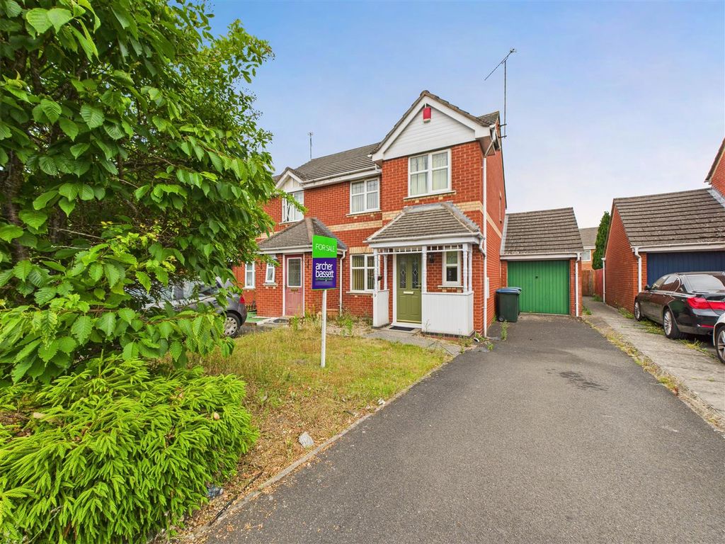 Property photo 1 of 12