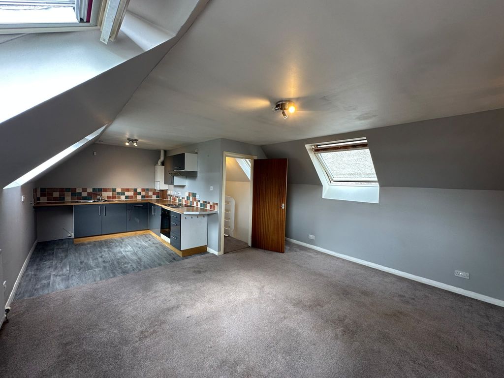 Property photo 3 of 24 Gallery