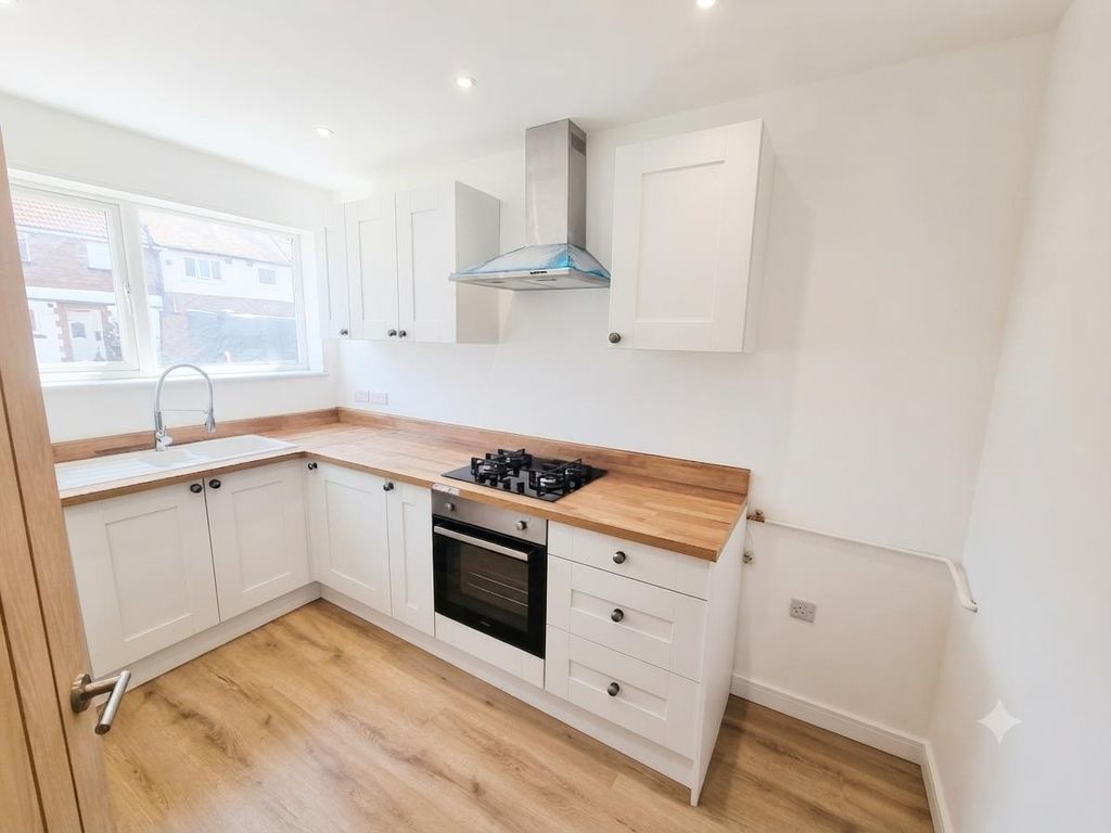 Property photo 1 of 13 Kitchen