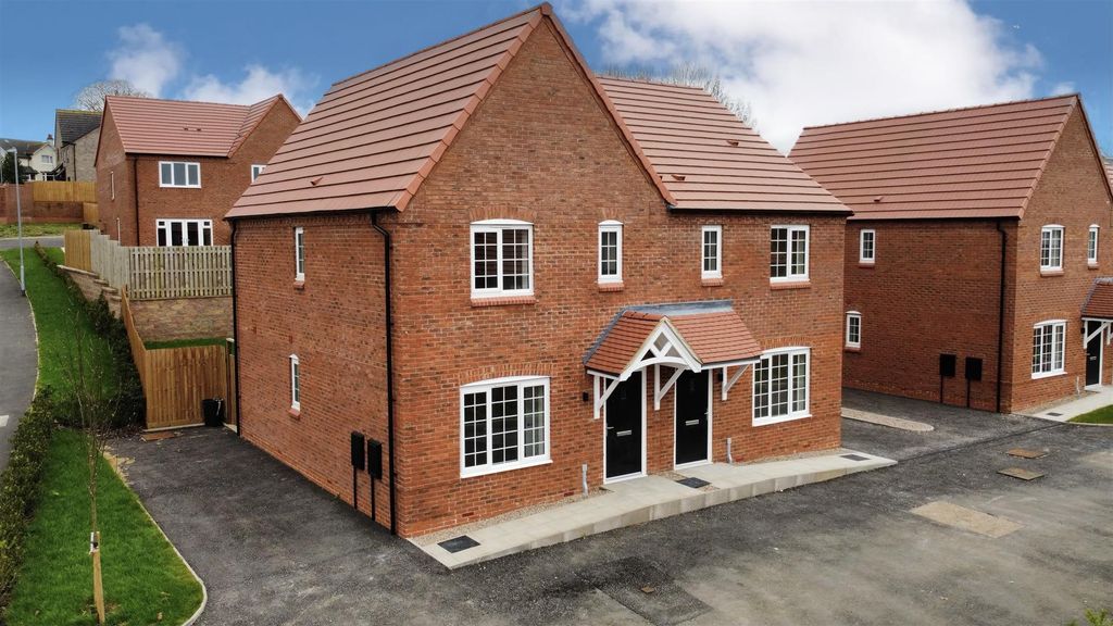 Property photo 1 of 17 1