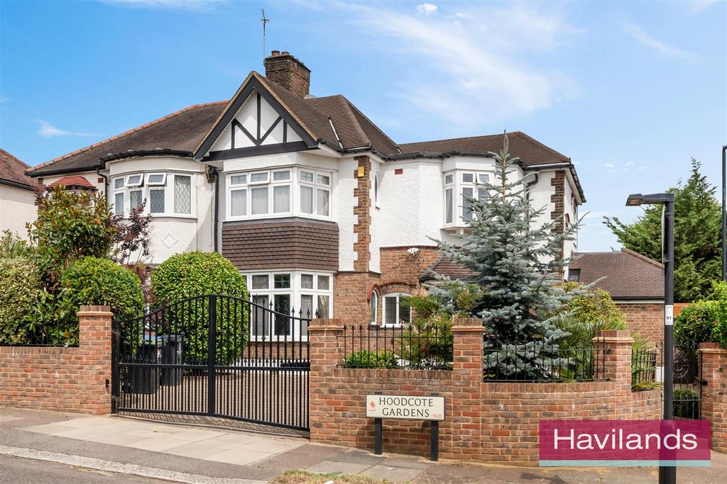 Property photo 1 of 23 Hoodcote Gardens-23.Jpg