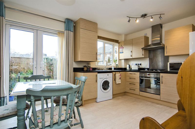 Property photo 3 of 15 Photo 5