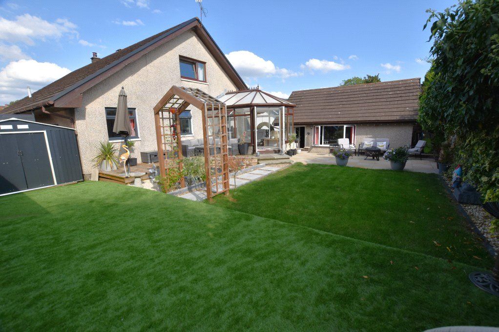 Property photo 3 of 38 Picture No. 02
