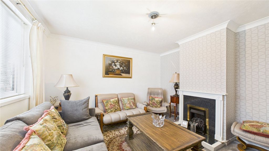 Property photo 3 of 15 Picture 3