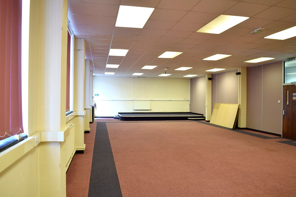 Property photo 3 of 6