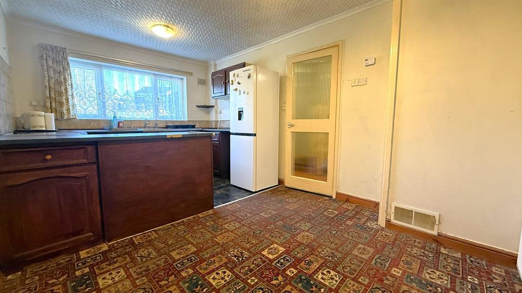 Property photo 2 of 13 2.Jpeg