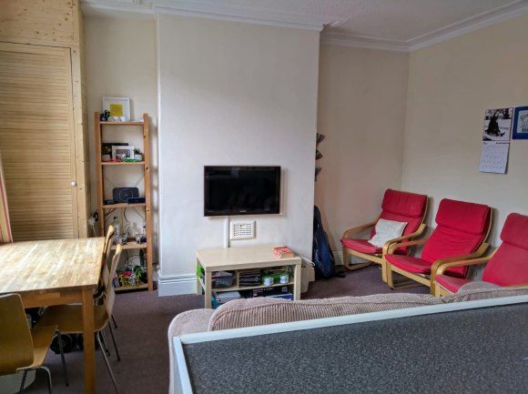 Property photo 2 of 16 7526185.Jpg