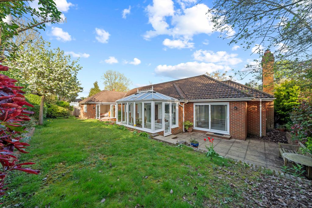 Property photo 2 of 30 Dsc08777