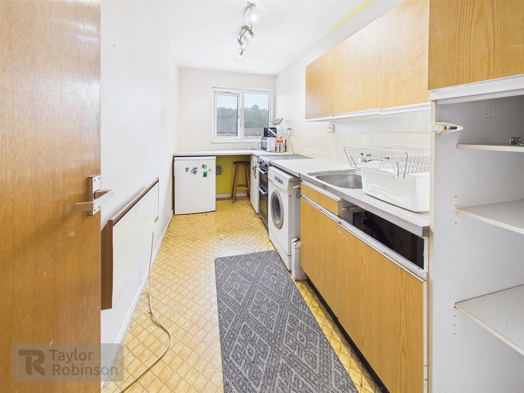Property photo 3 of 7 Cam02600G0-Pr0865-Still004.Jpg