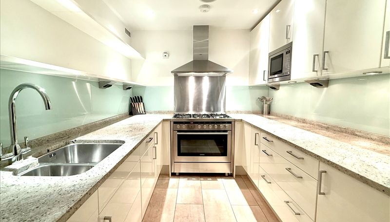 Property photo 2 of 8 Kitchen