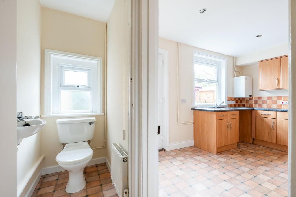 Property photo 3 of 9 WC