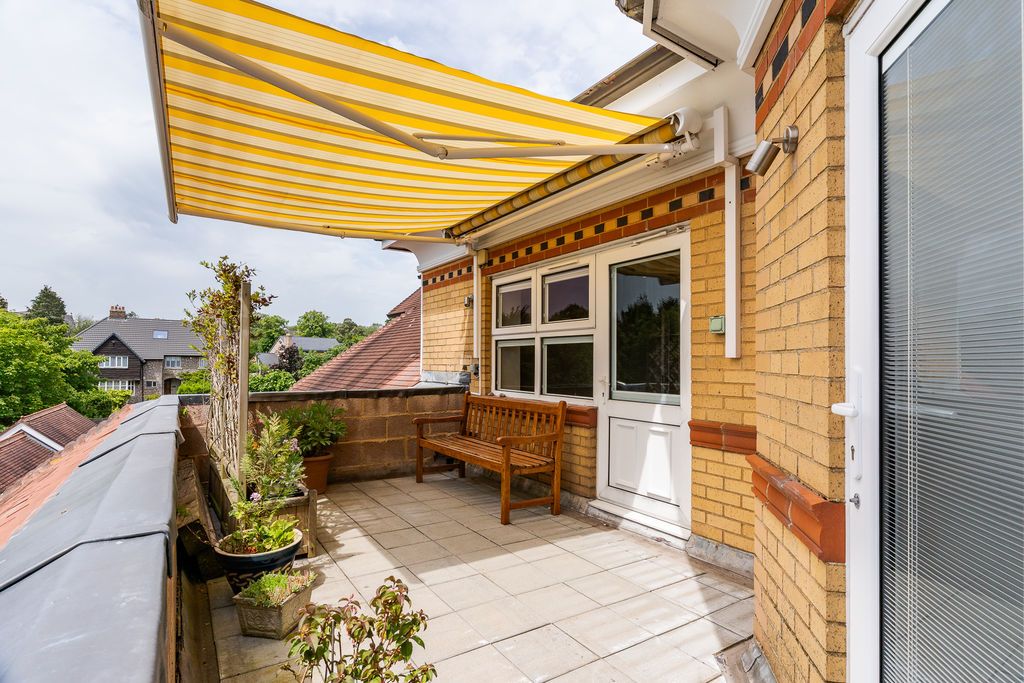 Additional image 15 of 4 bed flat for saleGlynne Tower, Bridgeman Road, Penarth CF64