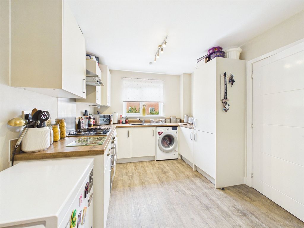 Property photo 3 of 15 Picture No. 06